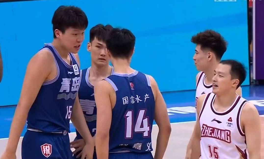 包含夺冠热门队伍的备战情况曝光的词条