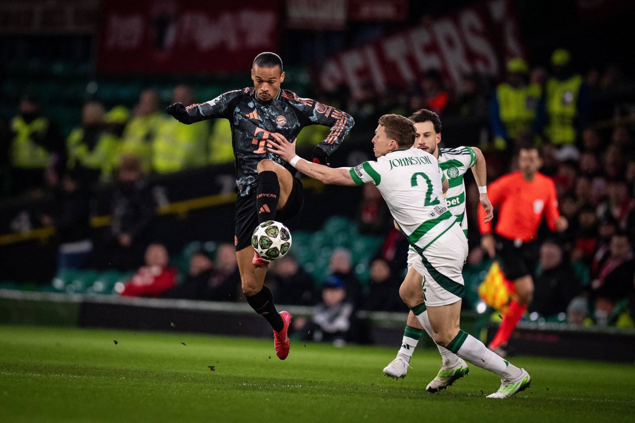 拜仁慕尼黑谨慎取胜晋级16强的简单介绍 拜仁慕尼黑谨慎取胜晋级16强的简单介绍