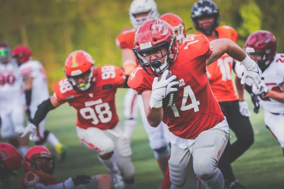 决胜关键!球队准备充分迎接比赛 决胜关键!球队准备充分迎接比赛