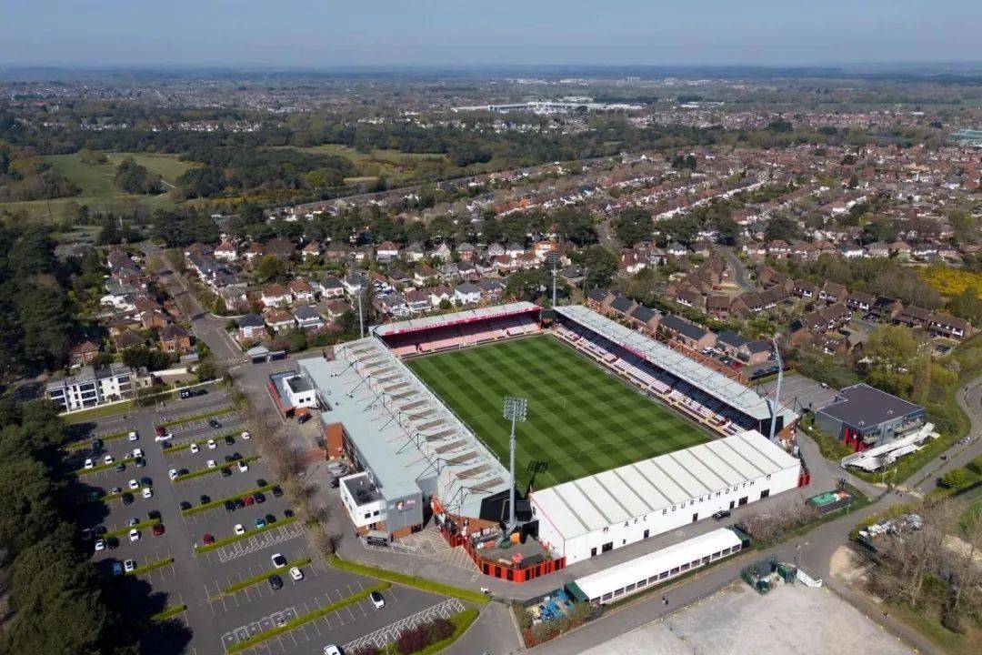 伯恩茅斯主场胜利,继续保持不败纪录的简单介绍 伯恩茅斯主场胜利,继续保持不败纪录的简单介绍