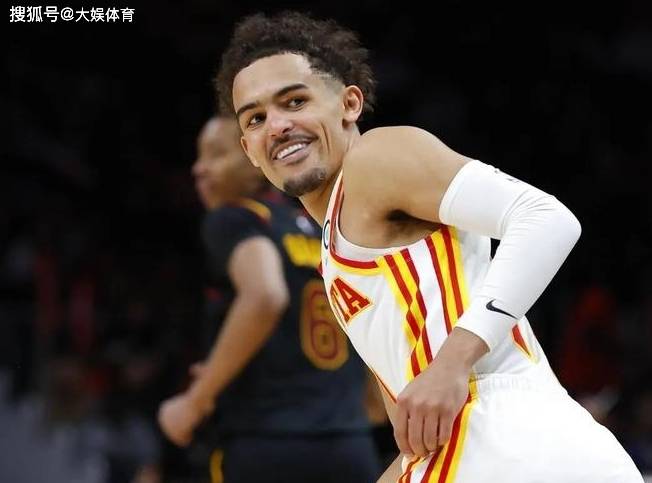 老鹰控卫特雷杨独揽分,完成惊人表现的简单介绍 老鹰控卫特雷杨独揽分,完成惊人表现的简单介绍