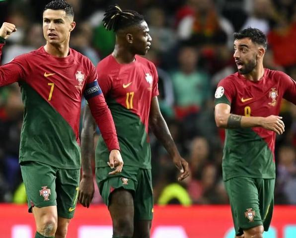 包含葡萄牙逆袭胜瑞典,晋级前景看好的词条 包含葡萄牙逆袭胜瑞典,晋级前景看好的词条