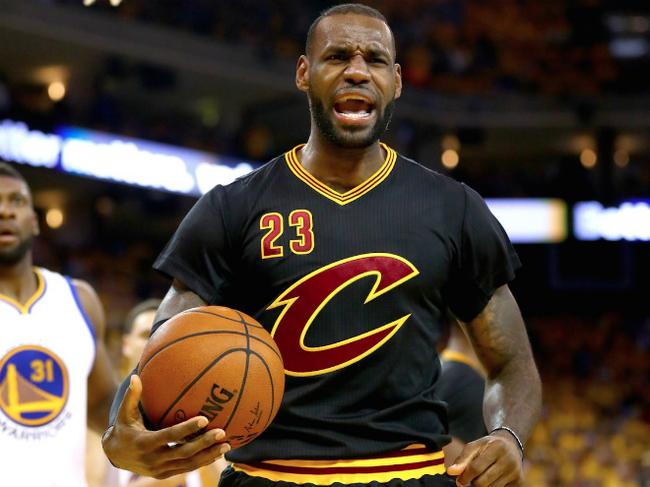 关于骑士胜券在握，成功卫冕总决赛冠军的信息