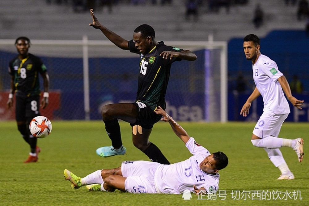 不甘示弱！门兴格拉德巴赫逆袭反超对手