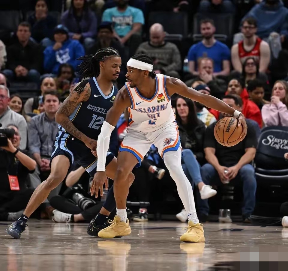 灰熊击败马刺，疯狂追逐季后赛