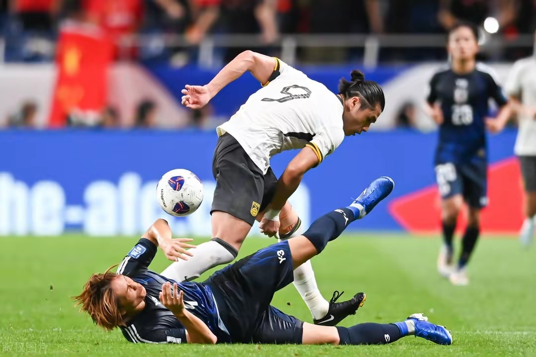 日本队流畅比赛突围进入半决赛